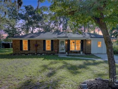 448 Queens Way