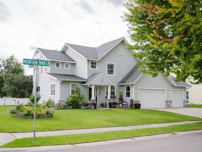 38 Mountain Park Ln