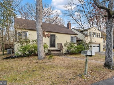 60 Palethorpe Ave