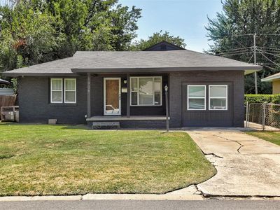 1908 Westchester Dr