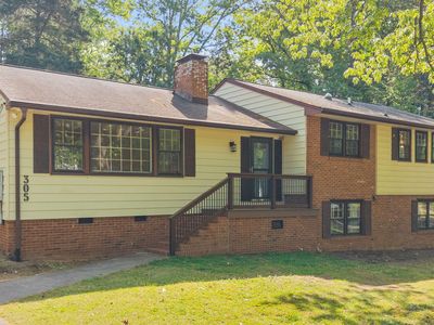 305 Plum Ln