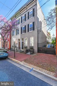 106 W 3rd St