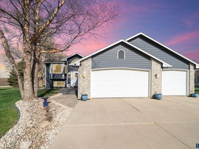 24404 View Dr