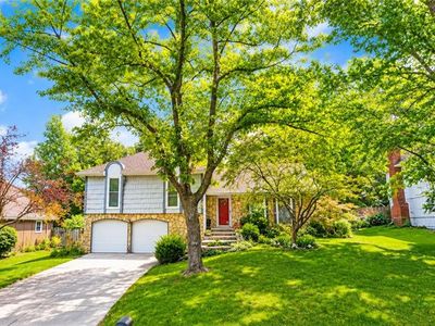 8107 Noland Rd