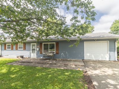 1004 Oak Blvd