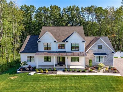 8 Brooke Court
