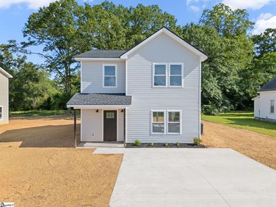 704 Laurel St