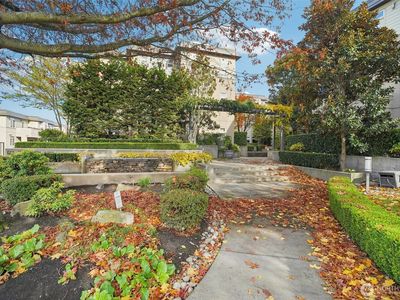 122 State Street S #208E