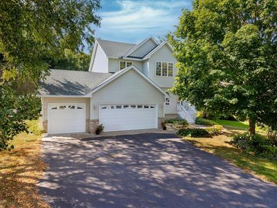 1335 Woods Creek Dr