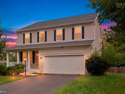 Property at 18213 Jillian Ln, Triangle, VA