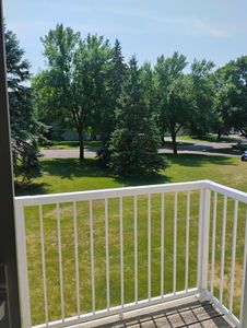 Property at 1027 Pondview Ct, Vadnais Heights, MN