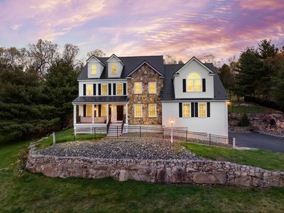 253 Shining Rock Dr