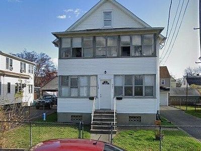 Property at 121 Chelsea St, Stratford, CT
