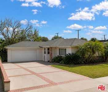 13010 Marlette Dr