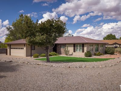 4095 Mountain Ct