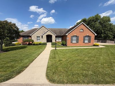 100 Ridgeway Xing