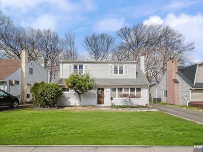 907 Spring Valley Rd