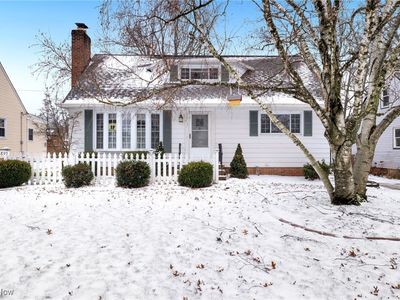 Property at 15893 Parklawn Ave, Middleburg Heights, OH