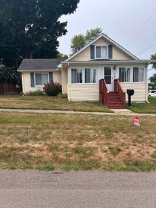 Property at 435 N Oak St, Fenton, MI