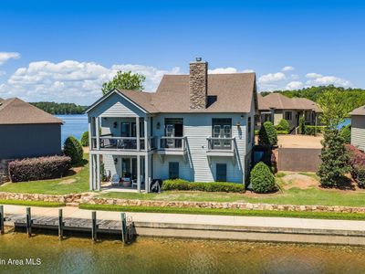 69 Village Cir