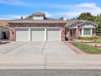 3232 Seminole Circle
