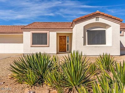 4102 S Via De Febrero