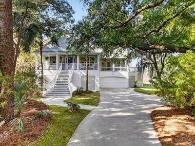 1526 Regimental Ln