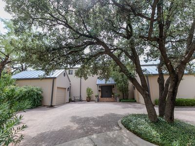 114 Riverside Park