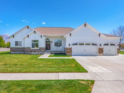 10416 N Canterbury Dr