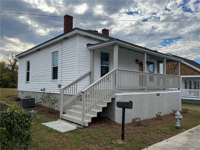 14 Hazel St