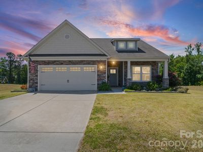 715 Lexington Dr