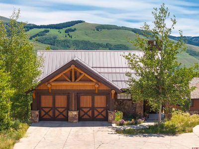 30 Appaloosa Road