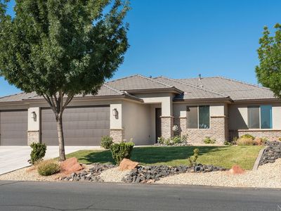1576 Evergreen Dr