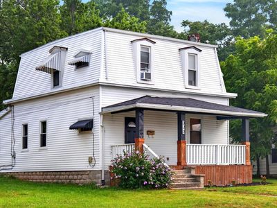 320 Garfield Ave