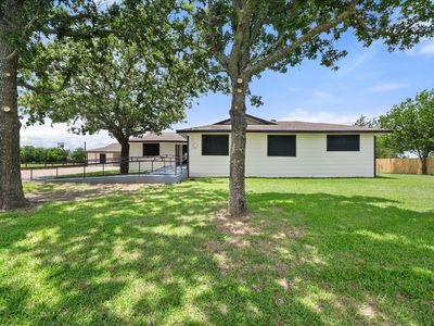 5835 NW County Road 2091