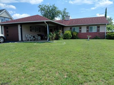 6 Brierdale Ln