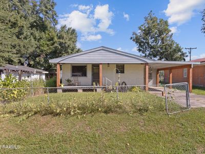 Property at 104 Kris Dr, Lafayette, LA