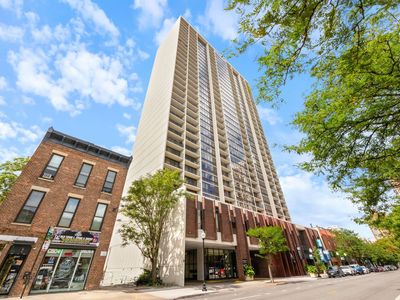 1636 N Wells St APT 607