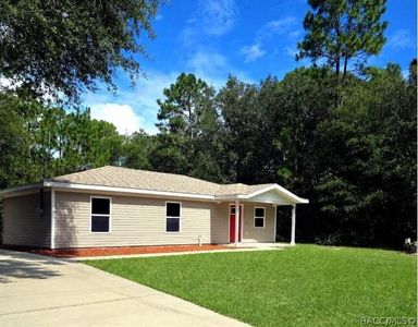 8616 N Reina Loop