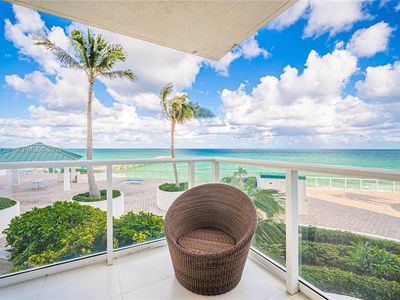 16485 Collins Ave APT 536