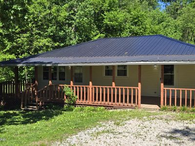 Property at 6628 Greensburg Rd, Buffalo, KY
