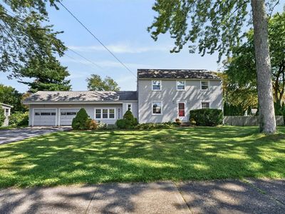 6 Paladine Rd