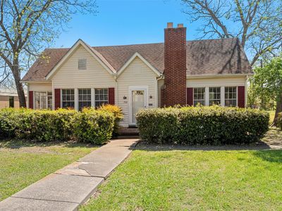 708 E Texas Ave