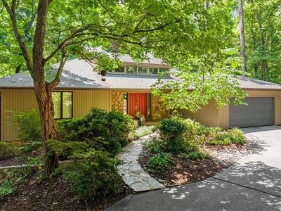 11 Culbreth Ave
