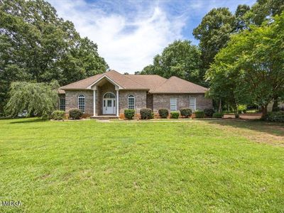 156 Henry Dr