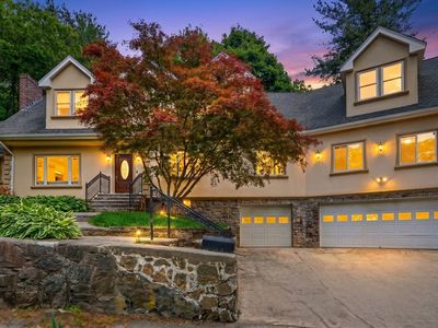 19 Sutcliffe Park