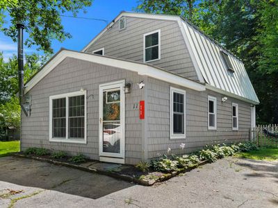 11-13 Deer Hill Lane