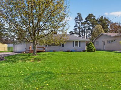 2325 Maple Dr