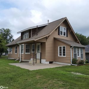 1119 Walnut St