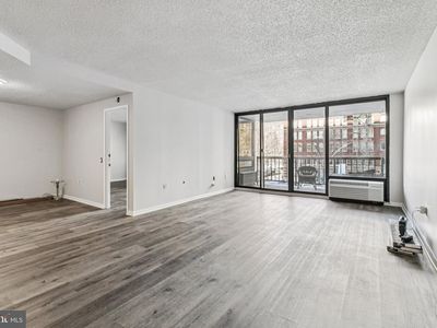 241 S 6th St APT 304F